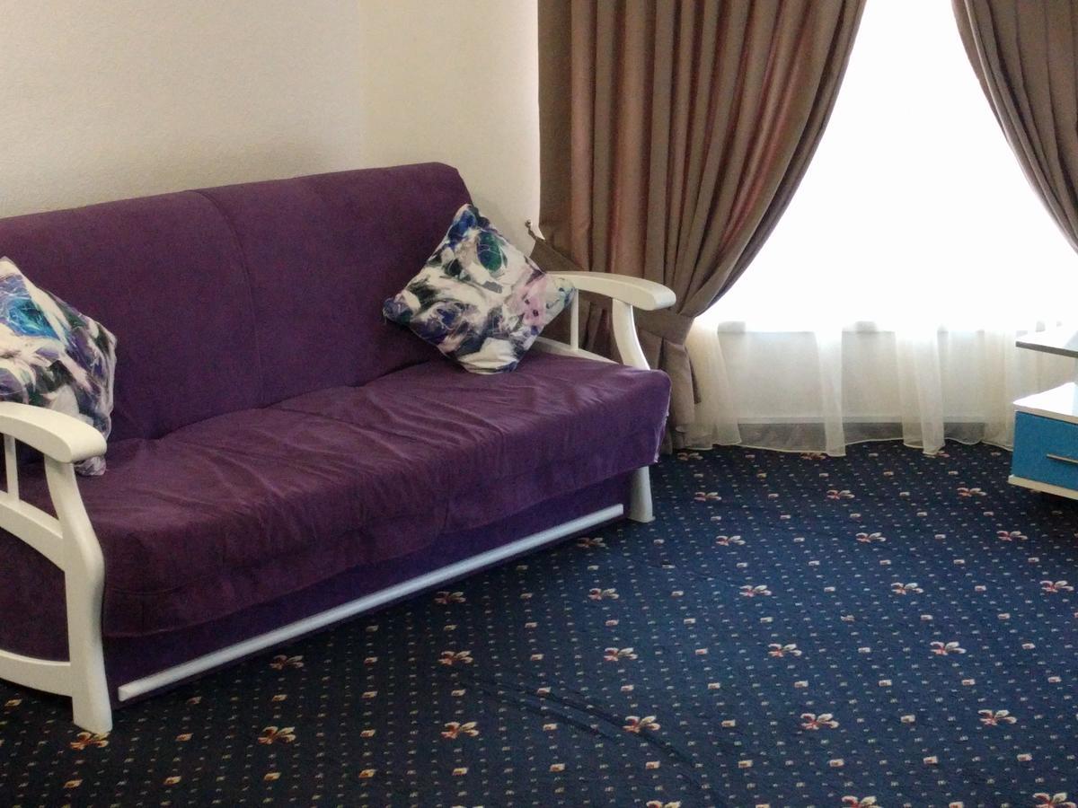 Kaiser Hotel Tjernivtsi Eksteriør billede