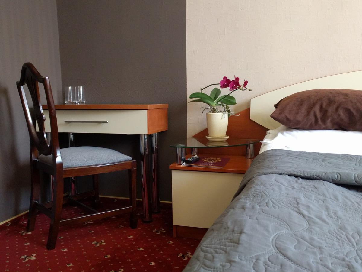 Kaiser Hotel Tjernivtsi Eksteriør billede